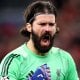 Der brasilianische Torhüter Alisson wird voraussichtlich