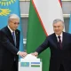O'zbekiston Prezidenti Shavkat Mirziyoyev va