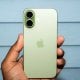 Тошкентдаги “Малика” электроника бозорида iPhone 17