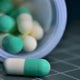 Баъзи овқатлар дориларнинг таъсирини ўзгартириб юбориши