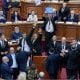 Албания сиёсий майдонида тарихий воқеа рўй берди —