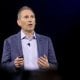 Amazon бош директори Энди Жэсси компаниянинг овозли