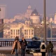 Правительство России вынуждено повышать налоги и экономить