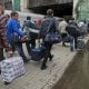Буюк Британия ҳукумати ноқонуний муҳожирларни вақтинча