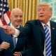ФИФА президенти Жанни Инфантино АҚШ раҳбари Доналд Трамп