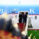 Президент Узбекистана Шавкат Мирзиёев с супругой прибыли в