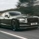 Bentley компанияси Флйинг Спур моделини янгилаб, унинг