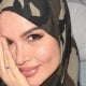 Ёшлар орасида машҳур блоггер ва актриса сифатида танилган