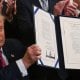 Amerika kripto bozorida tarixiy burilish: AQSH prezidenti