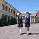 Ўзбекистон бўйлаб миллионлаб ўқувчилар учун интизорлик