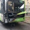 Тошкентда яна бир автобус ёнди