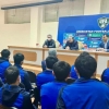 Абдусалом Азизов терма жамоа аъзолари билан учрашди