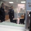 Rossiyada gumondor shaxs tergov payti deraza orqali “quyon bo‘ldi” (Video)
