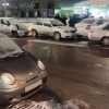 Юнусободда йўлнинг музлагани сабаб 6 та автомобиль олдинма-кетин тўқнашиб кетди