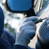 Андижонда автомашиналарни тунаб кетаётган шахс қўлга олинди