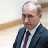 Путин Россияда коронавирусга қарши оммавий эмлаш қачондан бошланишини айтди