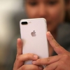Apple энг қиммат iPhone’ни чиқармоқчи