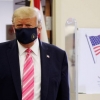 Трамп президент сайловида муддатидан аввал овоз берди
