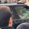 Avtomobil boshqarib ketayotgan Keyt Middlton o‘z muxlisini hayratda qoldirdi (video)