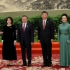 Fotogalereya: Shavkat Mirziyoyev rafiqasi bilan birinchi marta xalqaro forumida