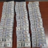 O‘zbekistondan 516 ming dollarni noqonuniy olib chiqishga uringan shaxs qo‘lga olindi