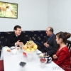 Шавкат Мирзиёев яна бир ўзбек хонадонида меҳмон бўлди
