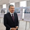 Shavkat Mirziyoyev Nukusda qurilayotgan Prezident maktabi bilan tanishdi