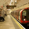 Dunyodagi eng birinchi metro va yer osti yo‘li qayerda ishga tushirilgan?