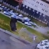 Омскда автомобиль иккиталик сальтони амалга оширди (видео)