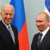 Putin Bayden bilan jonli efirda suhbatlashmoqchi ekanligini aytdi
