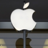 Apple компанияси эгилувчан экранли смартфонни патентлади
