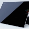 Lenovo Miix 520 noutbuki ustida ishlayapti
