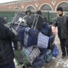 Рублнинг қадрсизланиши сабаб меҳнат муҳожирлари Россияни оммавий тарк этишмоқда