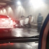 Toshkentda sodir etilgan YTHda avtomobil ustunga urilib, ag‘darilib ketdi (foto)