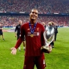 Van Deyk Angliyada yilning eng yaxshi futbolchisi deb topildi