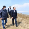 Shavkat Mirziyoyev yana Sardoba suv omborining buzilgan joyiga bordi (foto)