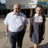 Миллиардер Алишер Усмонов Тошкентдаги мактабга ҳомийлик қилмоқда