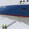 Finlyandiyalik dengizchilar kemaga tushishning antiqa usulini namoyish qilishdi (video)