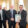 Innovatsion rivojlanish vaziri «Skolkovo» direktorlar kengashi raisi, milliarder Viktor Vekselberg bilan uchrashdi