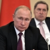 Путин: «қанақадир ландавурлар» ҳеч қачон Россия президентлиги лавозимига даъво қила олмайди
