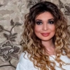 Xonanda Rayhonning efir ortidagi harakatlari aks etgan video o‘zbek tilida yaxshi gapira olmasligi uchun tanqidga uchradi