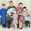 Odil Ahmedov va uning oilasidan xitoycha fotojamlanma (foto)