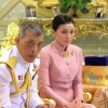 Tayland qiroli o‘z tansoqchisi bo‘lgan general ayolga uylandi (video)