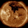 NASA Қуёшдаги ёриқларни кўрсатди (видео)