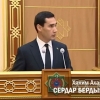 «Бўйнингни узаман!»: Туркманистон президенти ўғлининг бошқарув услублари ҳақида