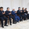 Абдухолиқ Ғиждувоний мақбараси зиёрат этилиб, Қуръон тиловат қилинди