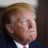 Трамп ўзининг собиқ маслаҳатчисини итга тенглаштирди
