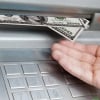 Ўзбекистонда банкоматлар 1 октябрдан нақд хорижий валюта беришни тўхтатади