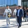 Nokautchi Isroil Madrimov O‘zbekistonga qaytib keldi