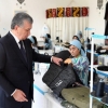 Prezident ipakchilik korxonasi faoliyatini ko‘zdan kechirdi